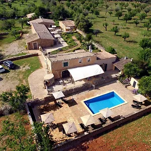  Farm stay Can Porreti Agroturisme